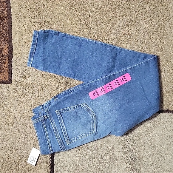 Girls Size 12 Jeans lot NWT - Picture 4 of 4